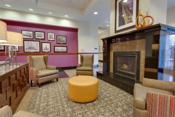 DRURY INN & SUITES BATON ROUGE image 2